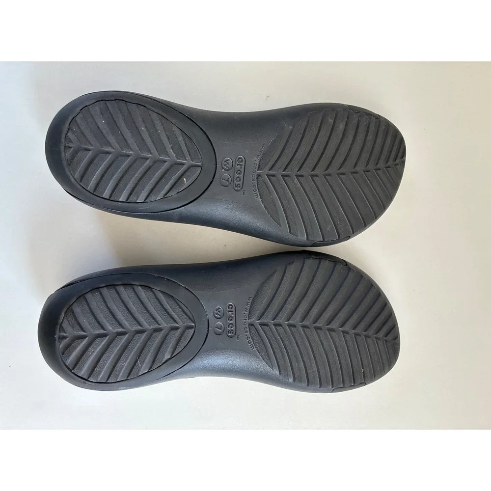 Crocs Serena Sandal Womens 7 Black T-Strap Flat Comfort Slide